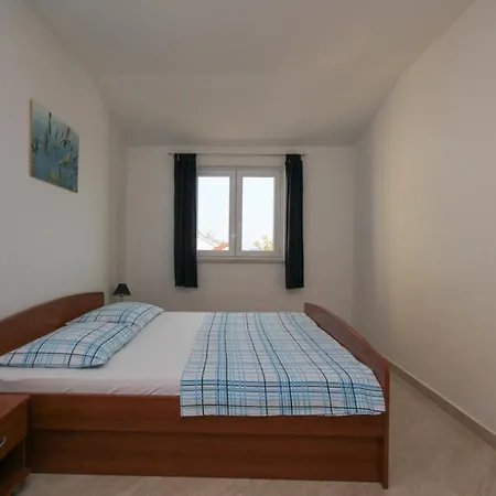 Apartment By The Sea Brist, Makarska - 18096 Brist