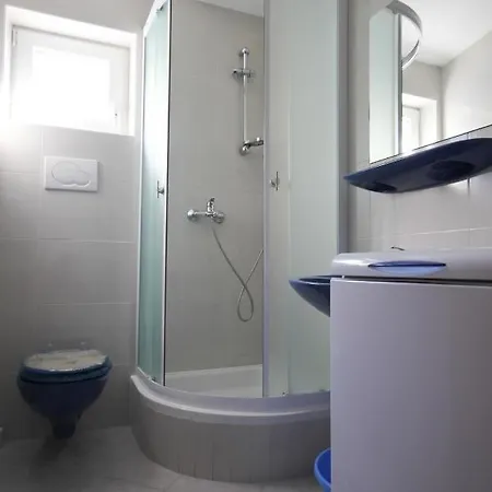By The Sea Brist, Makarska - 18096 Apartment *
